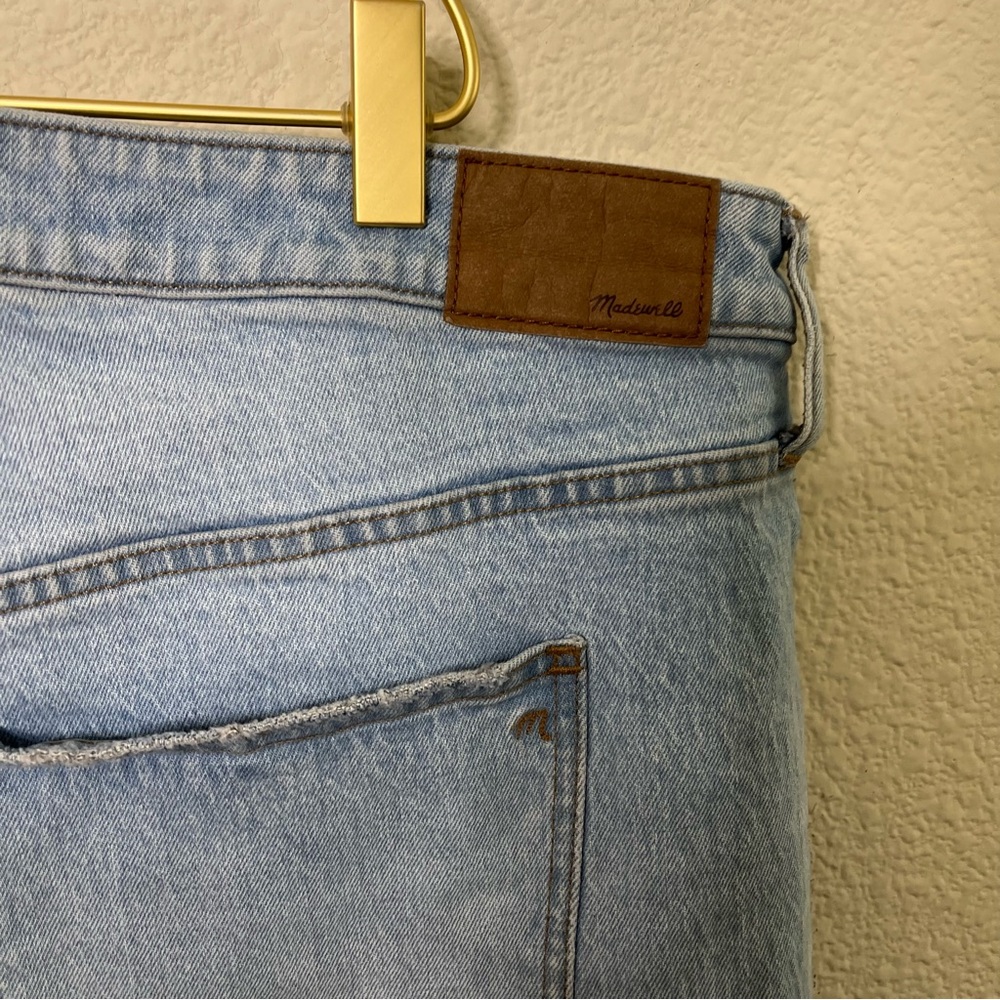 Madewell Light Wash Wide-Leg Jeans - Picture 5 of 7
